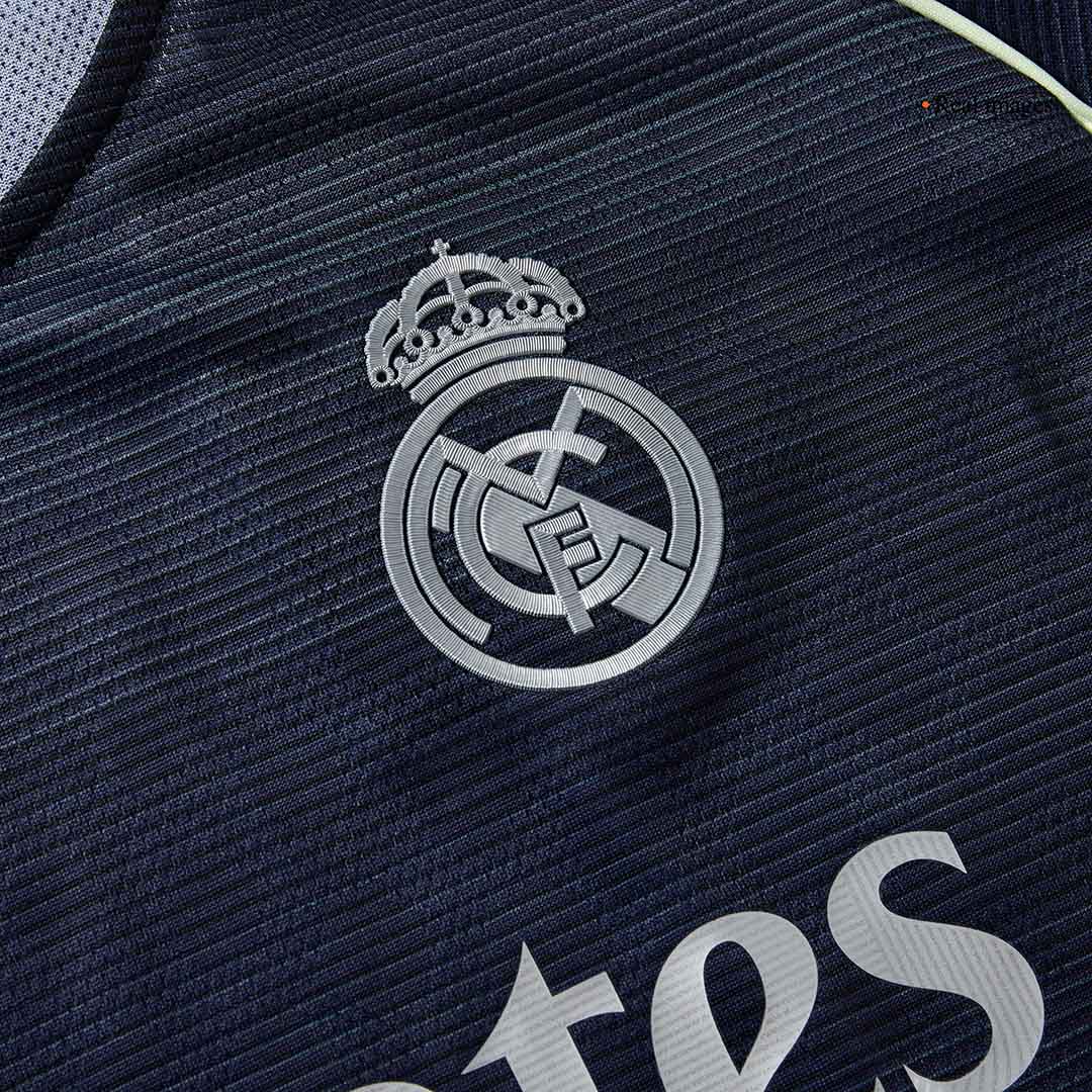 Completo Base Gara Real Madrid Trasferta Uomo 2025/26 - 2 Pezzi