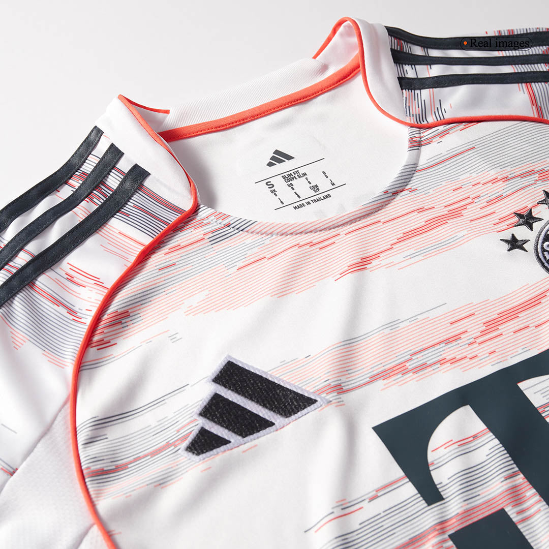 Maglia Replica Bayern Munich Trasferta OLISE #17 Uomo 2025/26