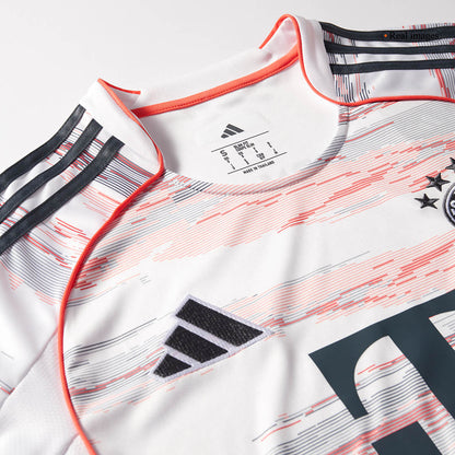 Maglia Replica Bayern Munich Trasferta OLISE #17 Uomo 2025/26