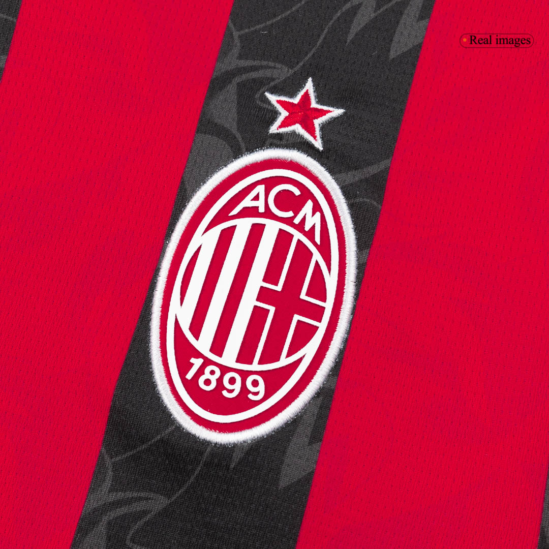 Maglia Replica AC Milan Casa FOFANA #19 Uomo 2025/26