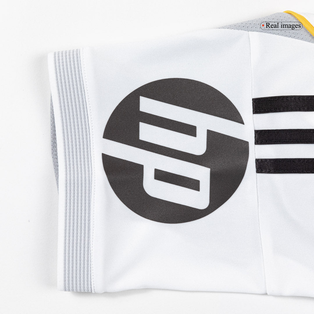 Kit Completo Real Madrid Casa Uomo 2025/26 - 3 Pezzi
