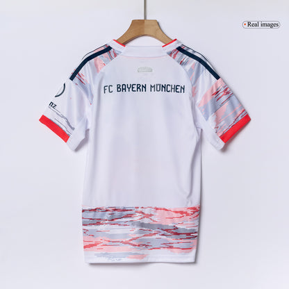 Completo Bambino Bayern Munich Trasferta 2025/26 - 3 Pezzi